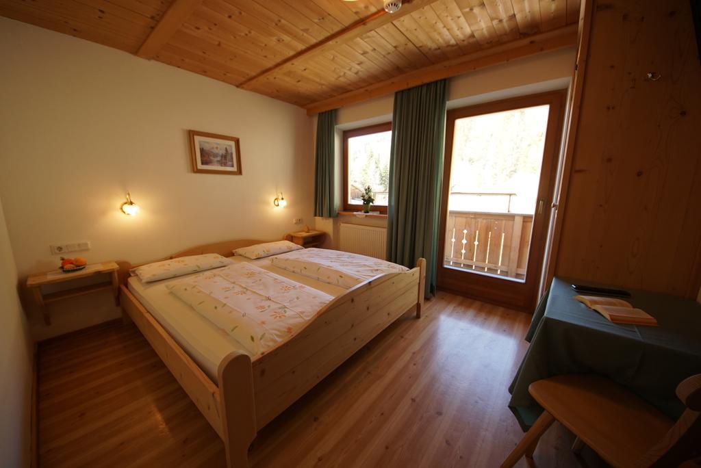 Hotel Ciurnadu La Valle Exteriör bild