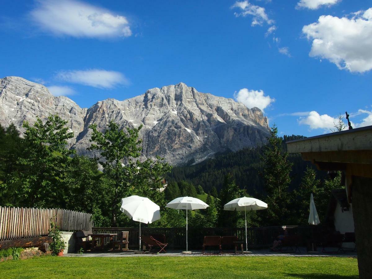 Hotel Ciurnadu La Valle Exteriör bild