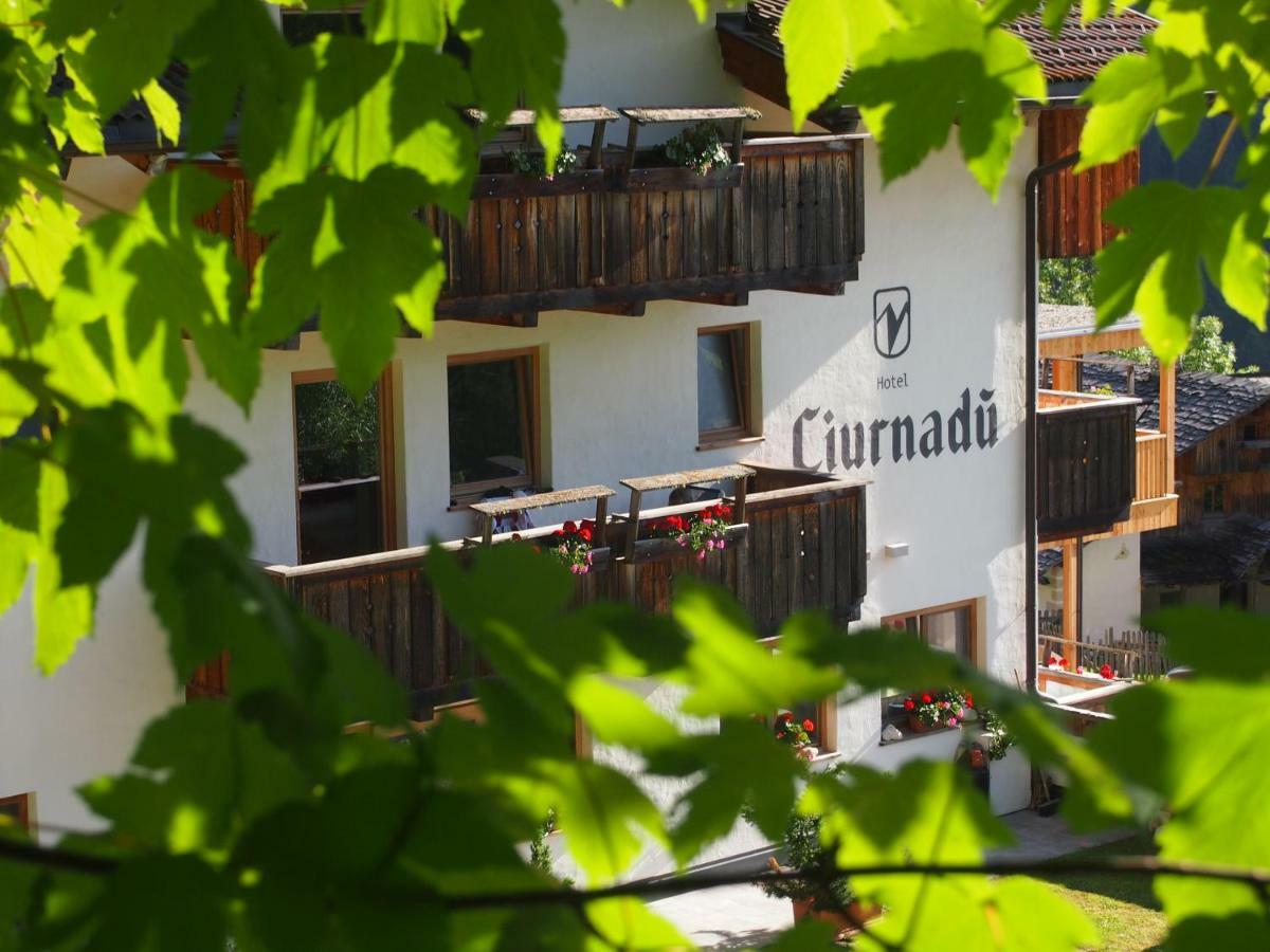 Hotel Ciurnadu La Valle Exteriör bild
